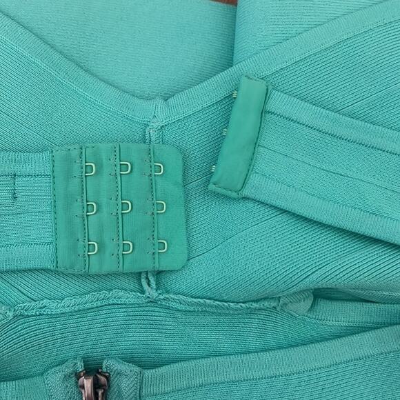 NWT Guess SWTR Mirage Cut-out Teal Mini Dress Size XS - Picture 8 of 10